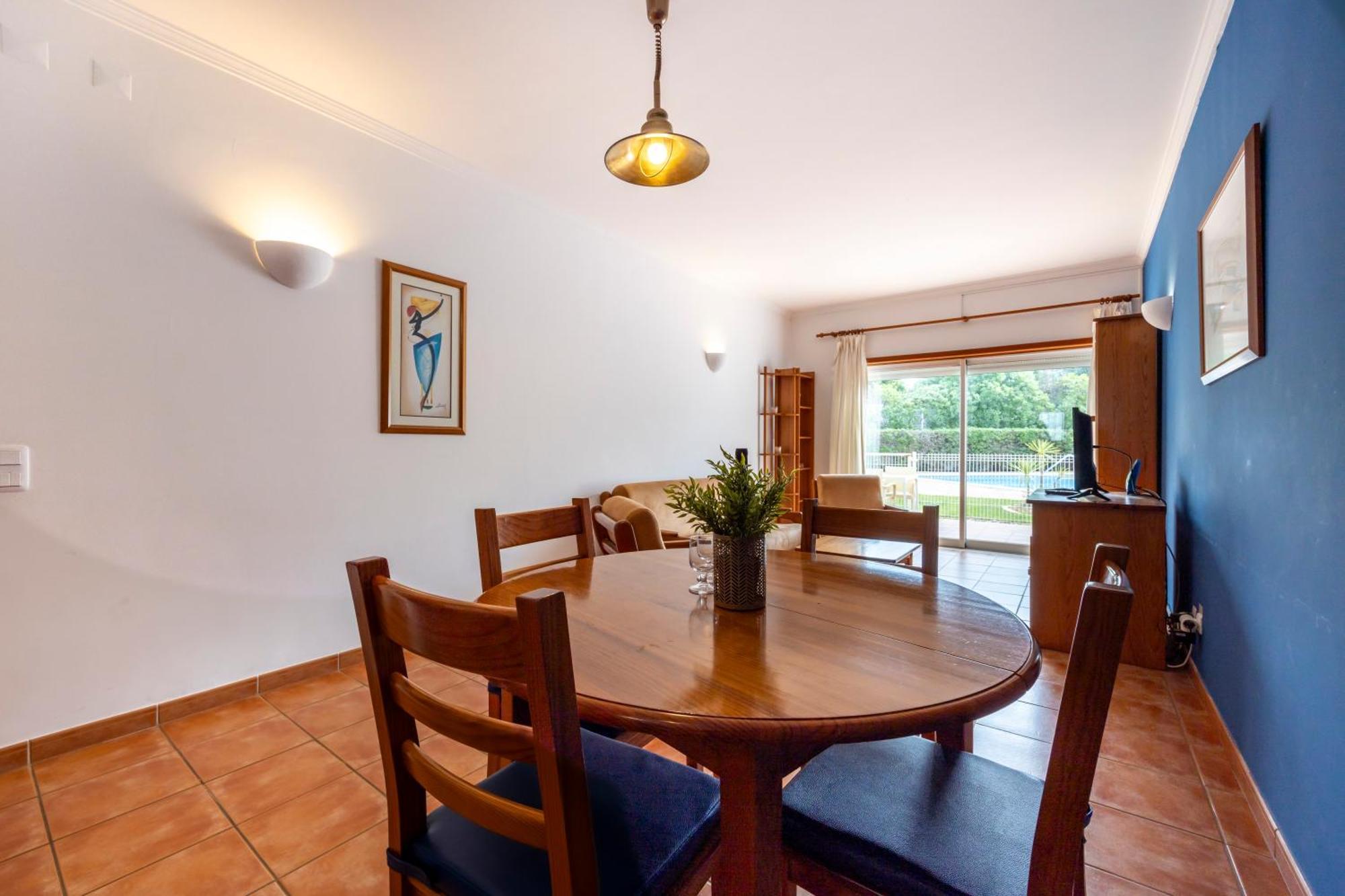 Cardeira Holiday Apartamento *
